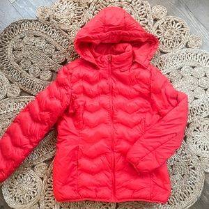 NWOT Packable Puffer Jacket with Hood!